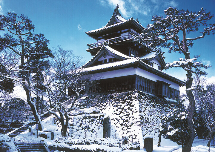 Maruoka Castle Castle exterior