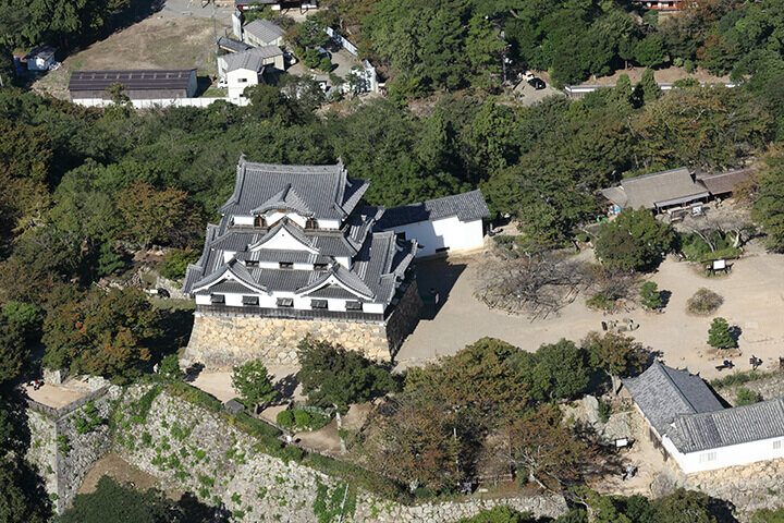 Hikone Castle exterior